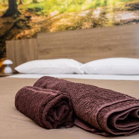 Santa Giulia Forest Design Apartment Milano Esterno foto
